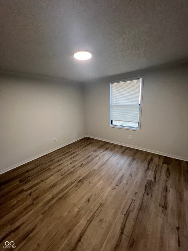 Building Photo - 2000 Indianapolis Rd