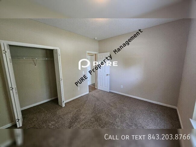Building Photo - 227 Moon Dance Ln