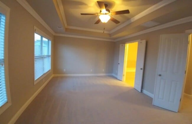 Building Photo - 4286 Baverton Dr