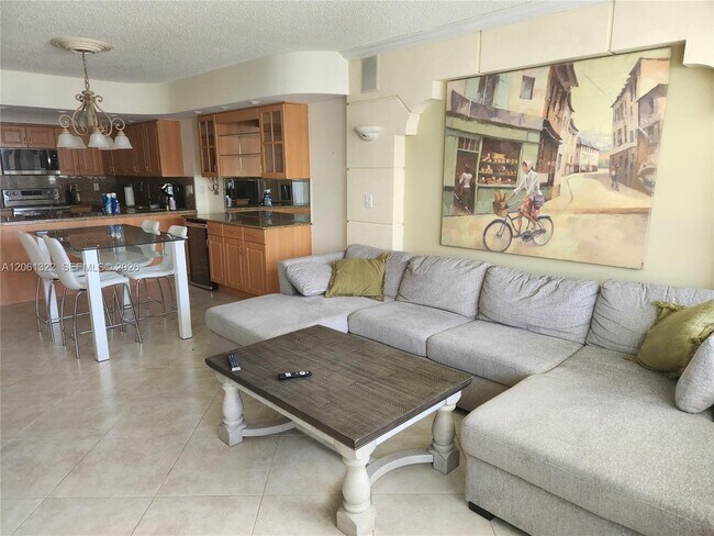 Building Photo - 3725 S Ocean Dr
