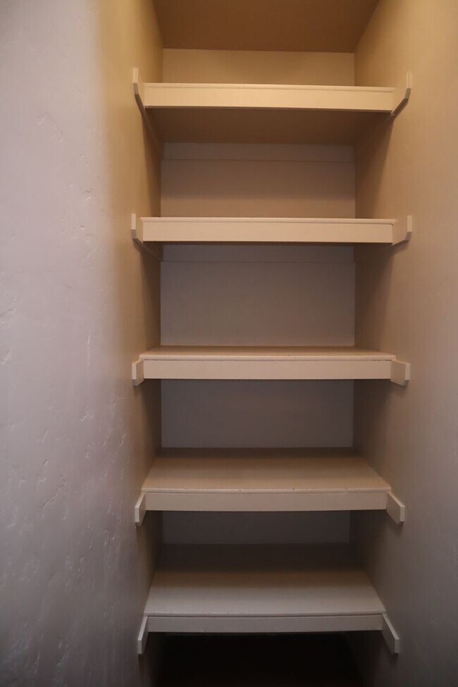 Building Photo - Your own resort! Elegant, Exclusive & Exquisite.