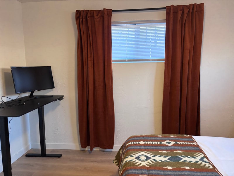 Building Photo - 9402 Claremont Ave NE