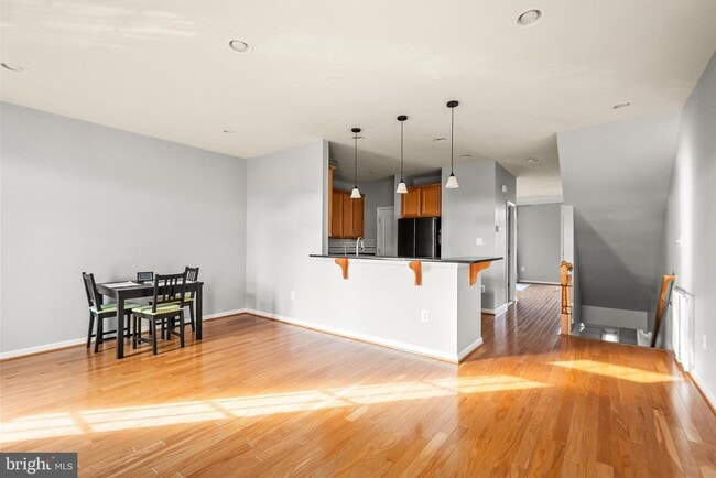 Building Photo - 20916 Houseman Terrace