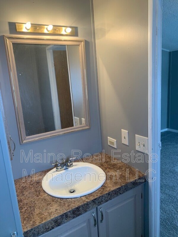 Building Photo - 35 Killdeer Dr