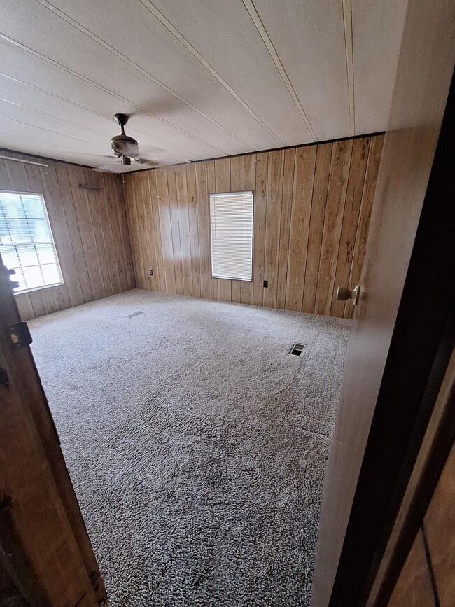 Building Photo - 8303 W Dunnellon Rd