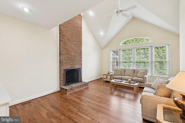Building Photo - 1292 Middleton Ct