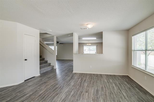 Building Photo - 8857 Stirrup Way