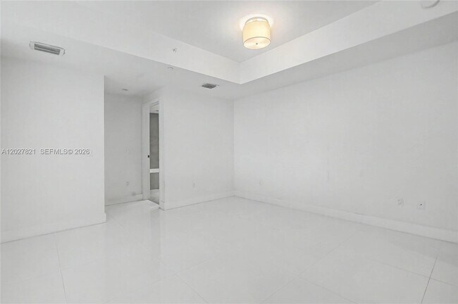 Building Photo - 1080 Brickell Ave
