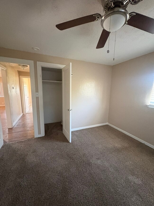 Building Photo - 6832 E Harvey Ave