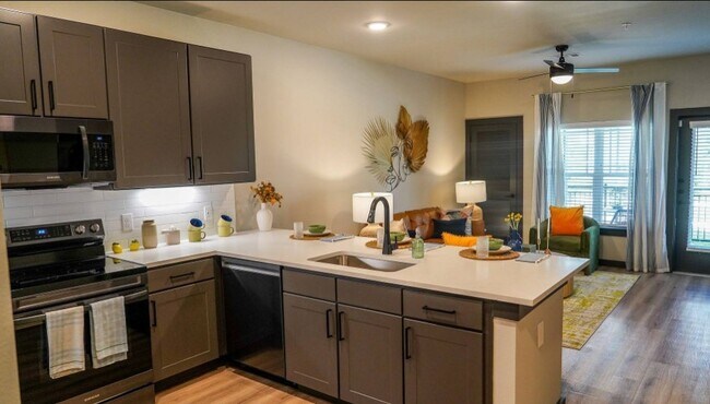 Building Photo - 2953 Farm to Market 2920
