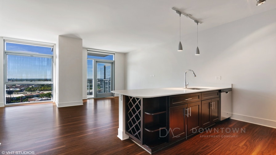 Building Photo - 1460 N Halsted St