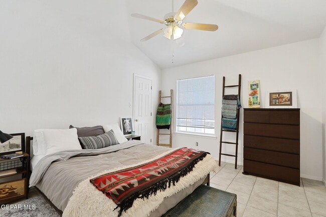 Building Photo - 4348 Loma Hermosa Dr