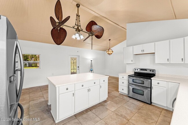 Building Photo - 1625 Hortana Dr