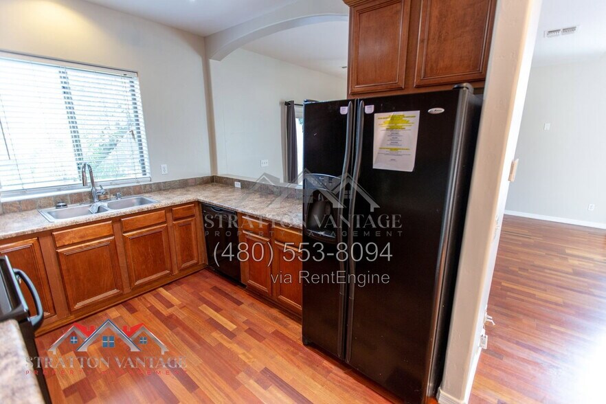 Building Photo - 3440 N 38th St