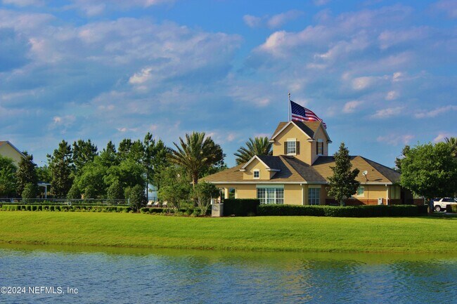 Building Photo - 6332 Autumn Berry Cir