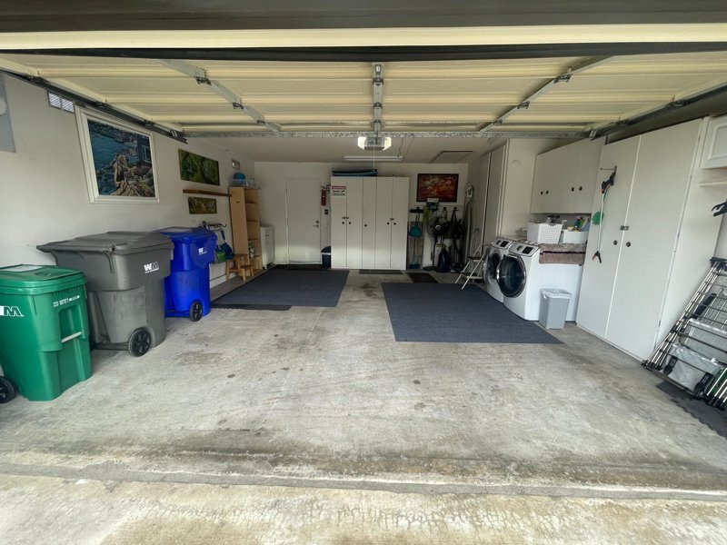 Building Photo - 250 Vista Montana Way