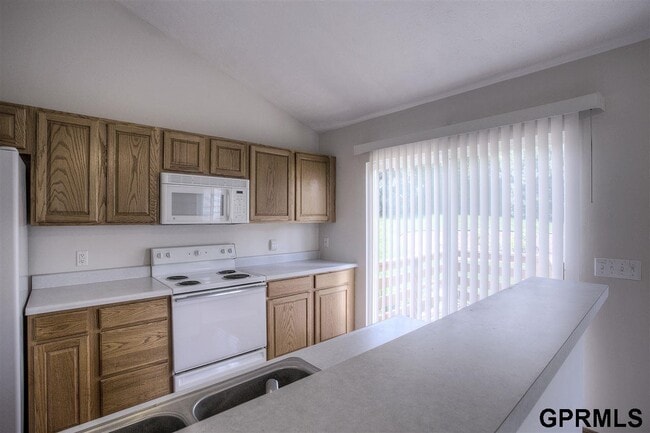 Building Photo - 13520 Westport Cir