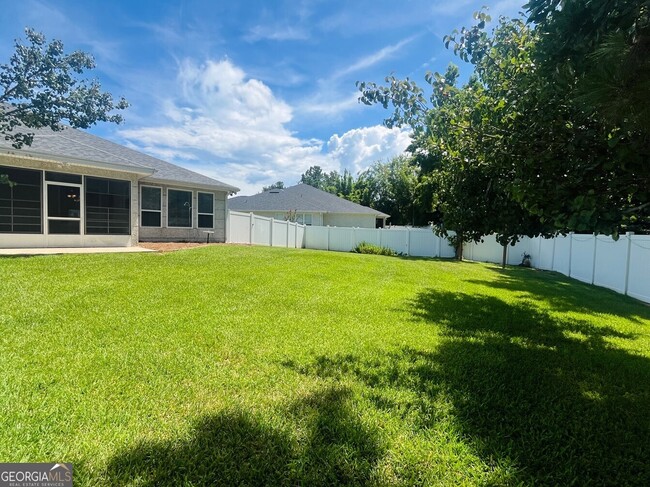 Building Photo - 233 Austin Ryan Dr