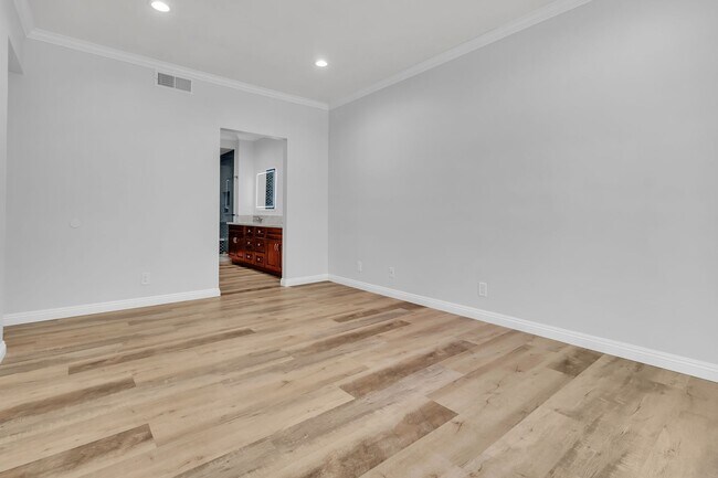 Building Photo - 28191 Newport Way