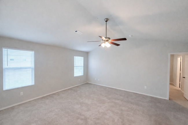 Building Photo - 3008 Emerald Pk Trl