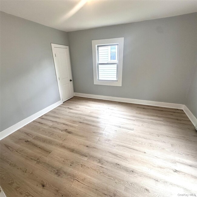 Building Photo - 122 Garden St