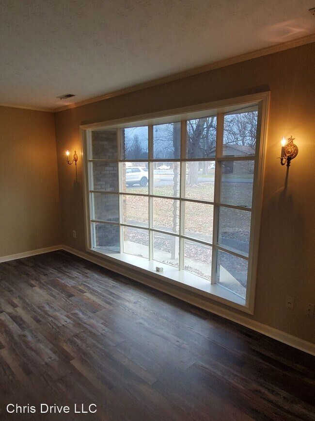 Building Photo - 3 br, 2 bath House - 402 SCOTT RD