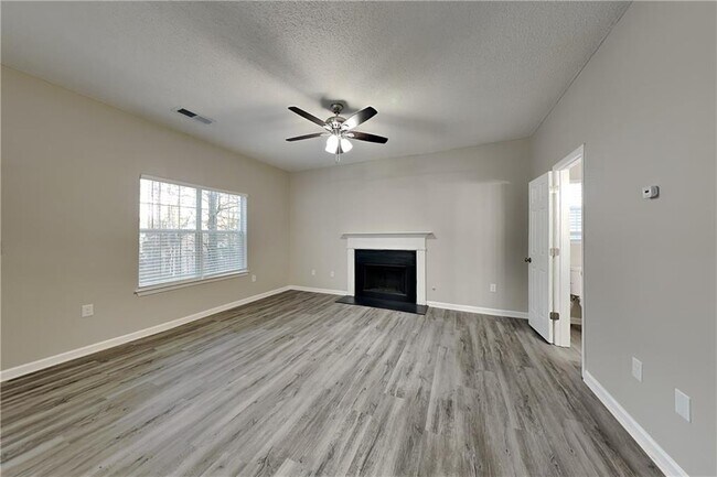 Building Photo - 3310 N Winds Trail