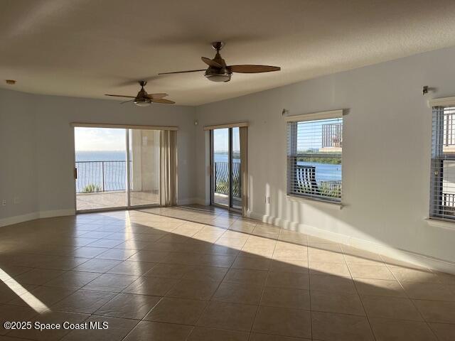 Building Photo - 161 Majestic Bay Ave