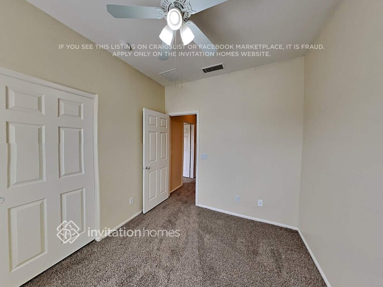 Building Photo - 44100 W Cypress Ln