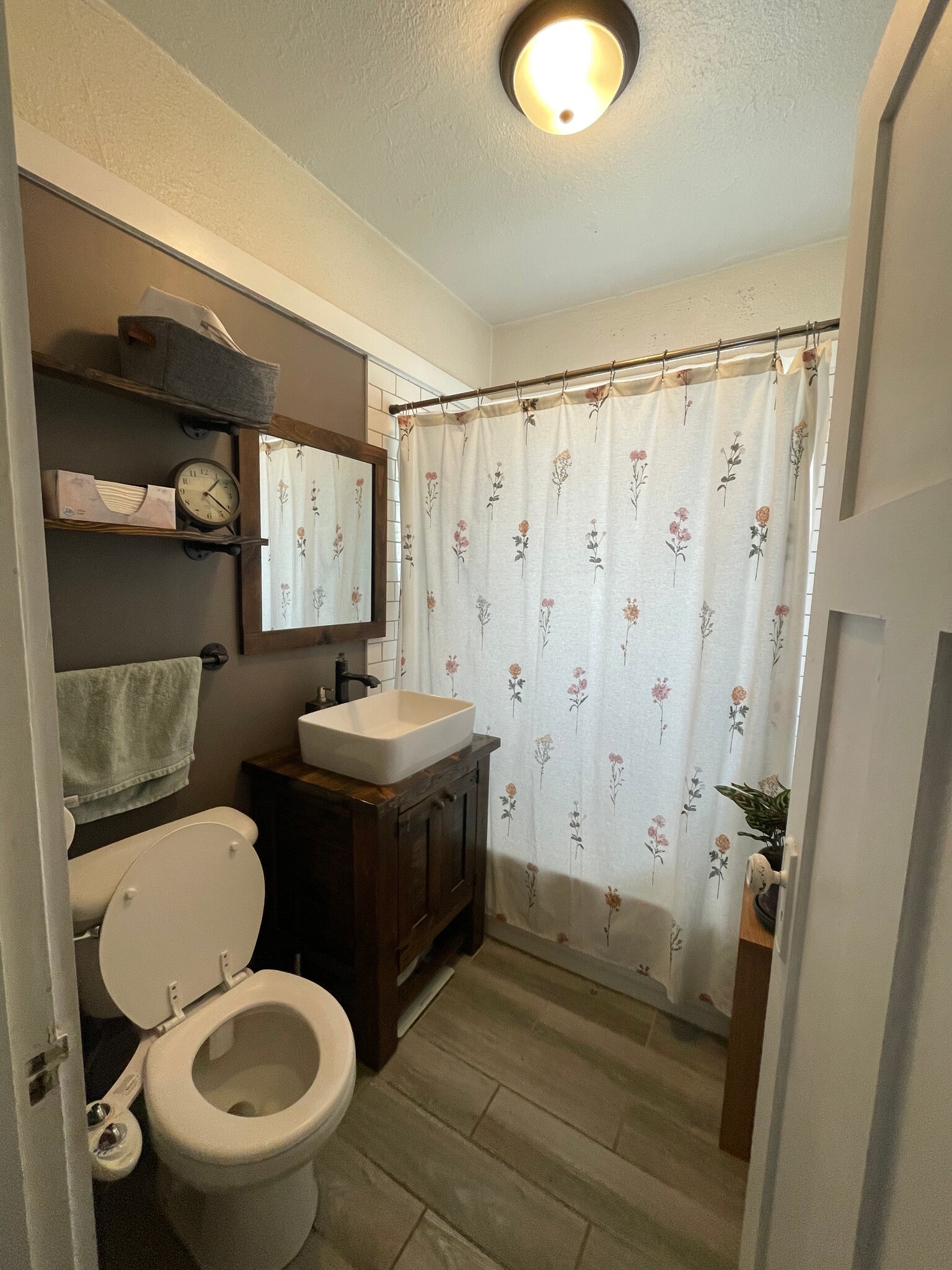 Bathroom - 1316 N 68th St