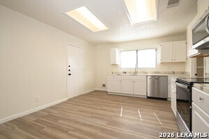 Building Photo - 4522 Sherwood Way