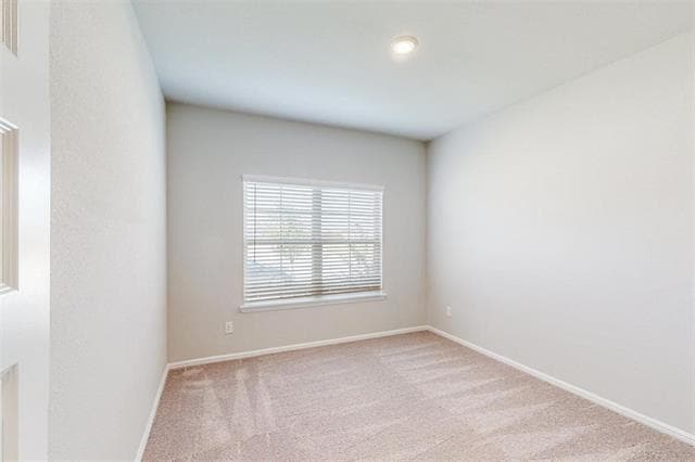 Building Photo - 14162 Birch Farm Dr