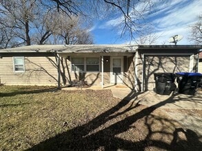 Building Photo - Charming 2 bed, 1 bath ranch home