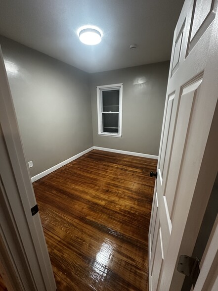 Bedroom 3 - 511 William St