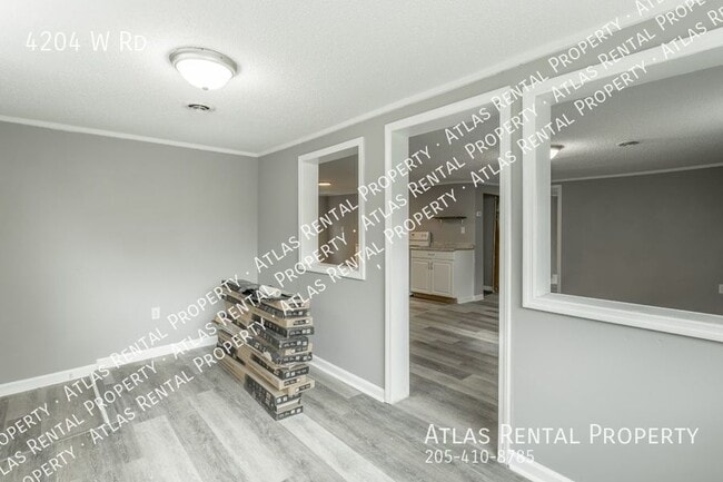 Building Photo - 4204 W Rd