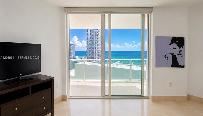 Building Photo - 150 Sunny Isles Blvd