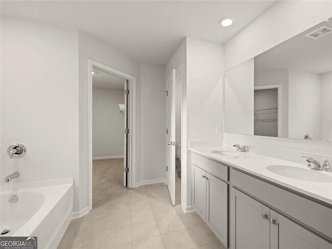 Building Photo - 4051 Peregrine Wy