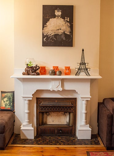 Building Photo - Southside Flats 4 Bedroom! Rooftop Deck! Central AC! Laundry Included!