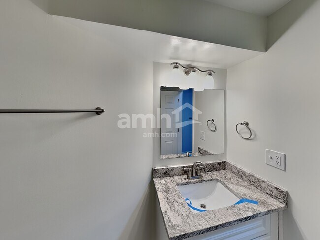 Building Photo - 337 Karst Cir