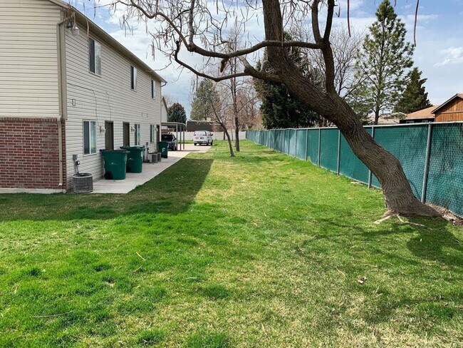 Building Photo - 1728 N 1500 W