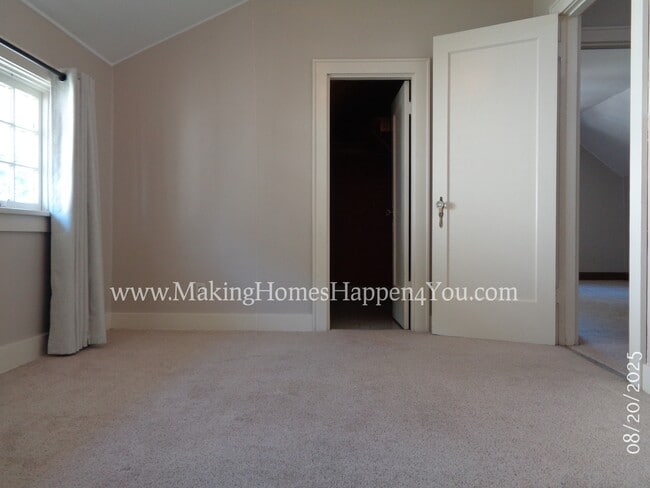 Building Photo - 2160 Trade St SE