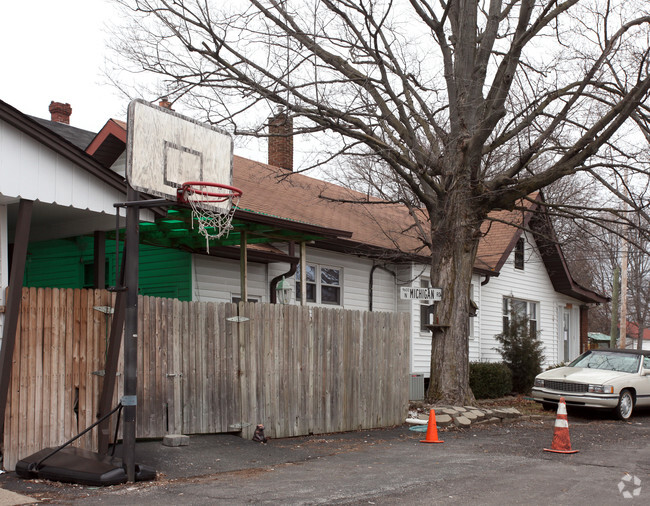 Building Photo - Garden City Mobile Home Park