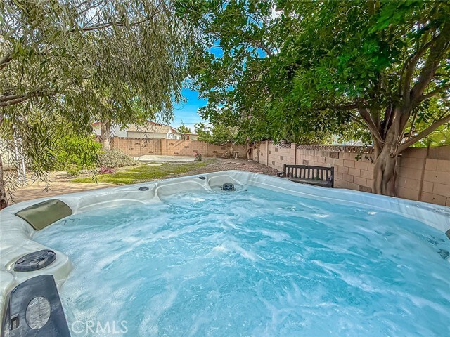 Building Photo - 2136 Denny St