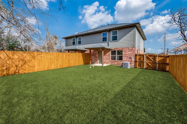 Building Photo - 2208 N Hickory St