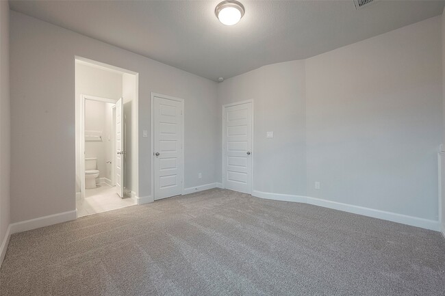 Building Photo - 5139 Albany Shores Ln