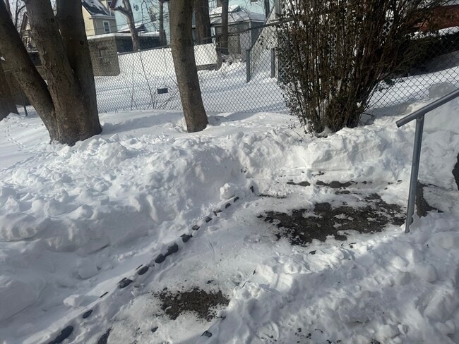 Building Photo - 3 Herbert St