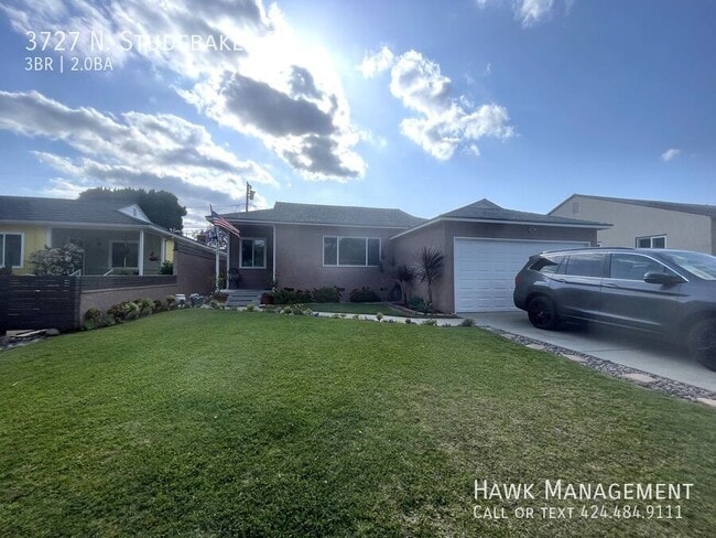 Primary Photo - 3727 N Studebaker Rd
