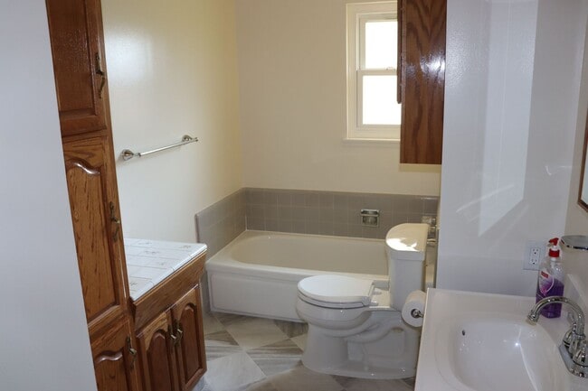 Building Photo - Cozy Ranch Style Home in the Heart of Campbell