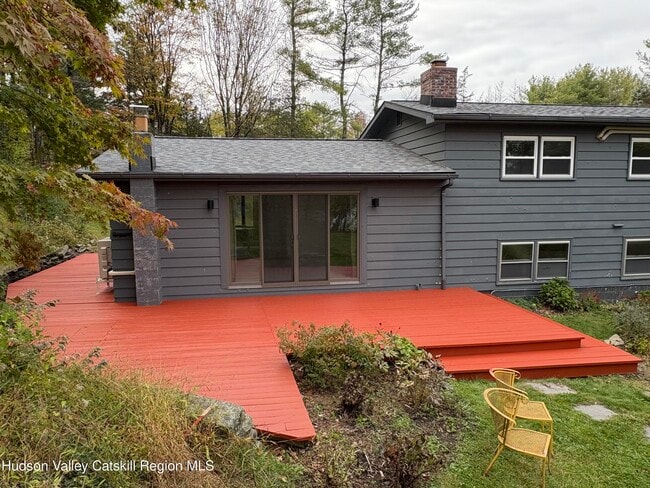 Building Photo - 399 Hamburg Rd