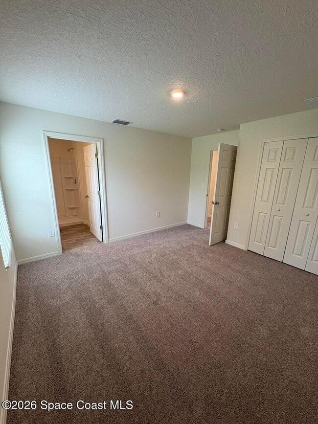 Building Photo - 1109 Altamira St NW